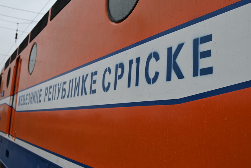 Radovi na rekonstrukciji putnog prelaza u stanici Šamac